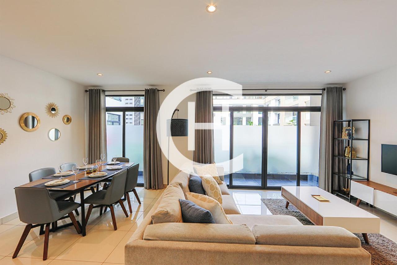 Embassy Gardens By Clifton Homes Аккра Экстерьер фото